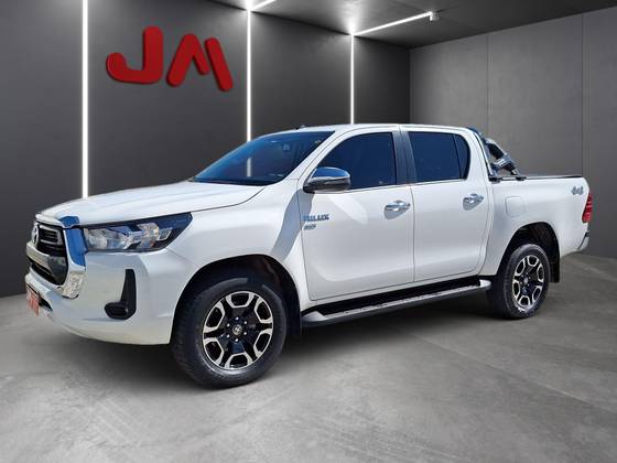 TOYOTA HILUX 2.7 VVT-i FLEX CD SRV 4X4 AUTOMÁTICO
